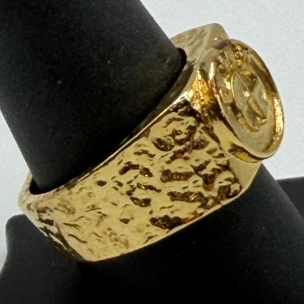 BMW Logo Gold Tone Ring Size 9.5 Textured‎ Band Automotive Style